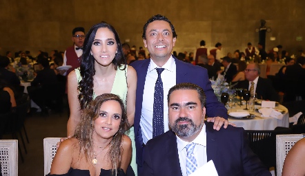 Mónica Villanueva, Clemente Guerrero, Paty Estrada y Juan José Leos.