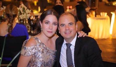   Lorena de la Parra y Ernesto Aguilera.