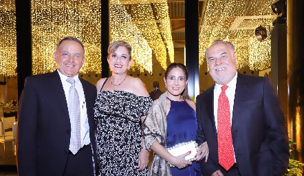 Octavio Aguillón, Yolanda Payán, Ivonne Hervert y Miguel Esparza.
