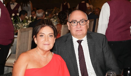  Beatriz Rojas y Roberto Zepeda.