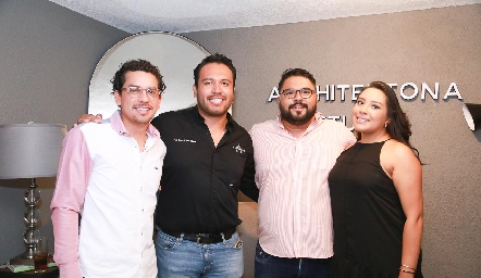  Diego Hernández, Diego A. Azúa Nájera, Ángel y Daniela Rojas.