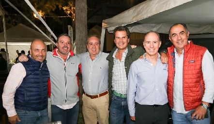  Marcelo Basurto, Héctor Morales, Daniel Carreras, Eduardo Gómez, Pablo Díaz y Fernando López.