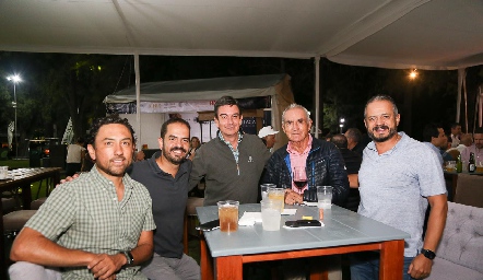  Francisco López, Ricardo Garza, Oscar Silos, Antonio Acebo y Miguel Delgado.