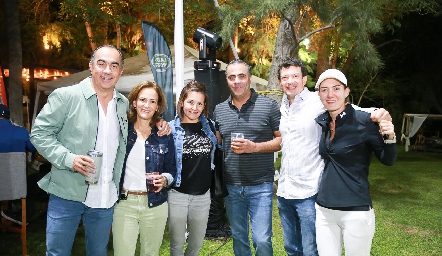  Fernando, López, Daniela Coulon, Rocío Subirana, Alejandro Anaya y Paulina Vivanco.