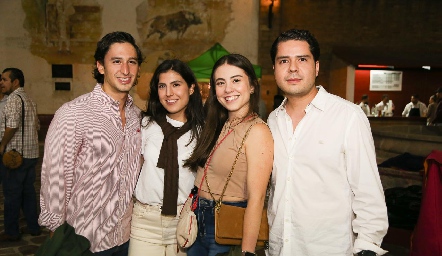  Pedro Ramírez, Camila Villarreal, Fernanda Carranza y Rodrigo Agundis.
