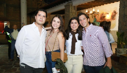 Rodrigo Agundis, Fernanda Carranza, Camila Villarreal y Pedro Ramírez.