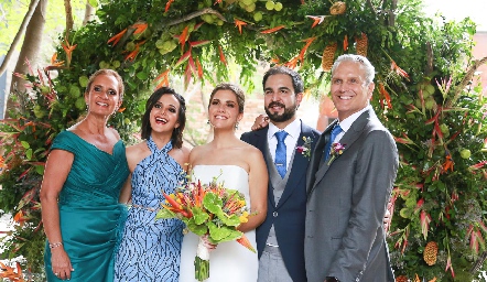  Mireya Payán, Yolanda Aguillón, Vale Siller, Rubén Leal y Humberto Siller.