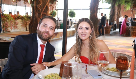  Rodrigo Leos y Alejandra Puente.
