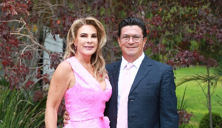  Adriana Monjarás y Hugo Chavolla.
