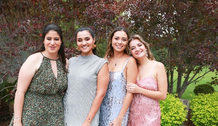  Carmen Martens, Bárbara Paredes, Nadia Paredes y Pau Dibildox.