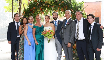  Jacobo Payán, Vero Conde, Ximena y Mireya Payán, Vale Siller, Rubén Leal, Humberto Siller, Jacobo y Diego Payán.