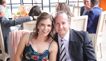  Emma Siller y Jorge Bueno.