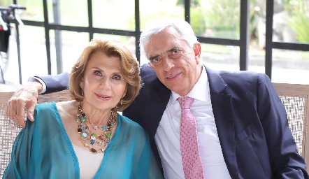  Celina Siller y Pablo Delgado.