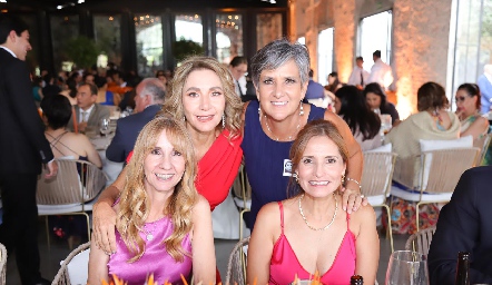  Fernanda Ocejo, Celina Conde, Denisse Coulón y Marilú Barrón.