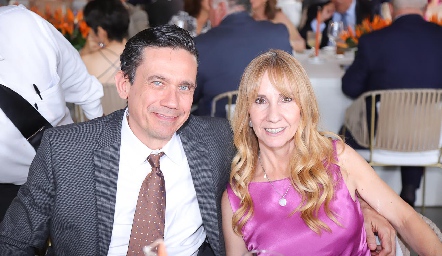  Eduardo Chávez y Fernanda Ocejo.