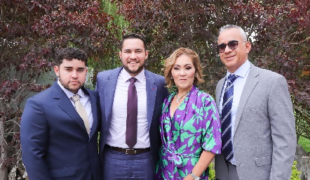  Enrique Morales, Ángeles Barba, Guillermo Morales y Javier Morales.