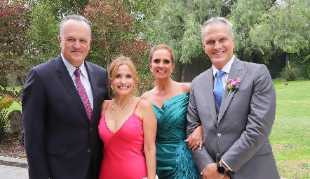  Daniel y Mari Lu Castillo, Mireya Payán y Humberto Siller.