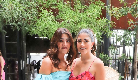  Katia Díaz de León y Pilar Villanueva.
