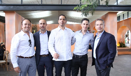 Javier Algara, Alejandro Gutiérrez, Armando Gutiérrez, Jonathan Rivera y Héctor Galán.