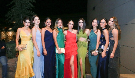  Cony Hermosillo, Mariana Mendizábal, Valeria del Valle, Sofía Medina, Sofía Garza, María de la Torre, Yaldin Perales, Dani López y Ana.