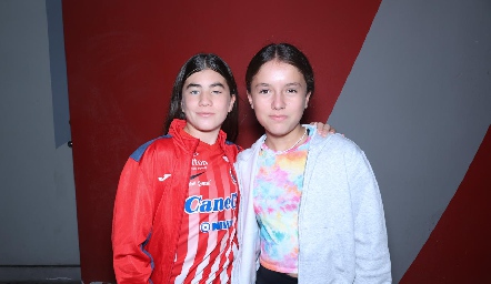  Regina Tapia y May Viramontes.