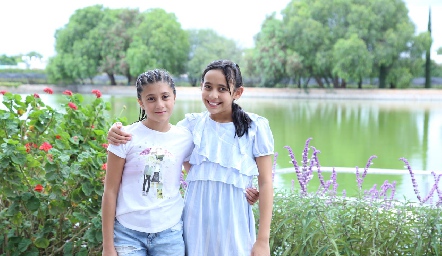  Ana Pau y Cristina.