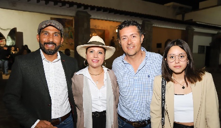  Refugio Juárez, Diana Ortiz, Ernesto Esquivel e Isabel Esquivel.