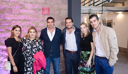  Carmenchu, Carmenchu, Manuel Labastida, Luis José Guerra, Miriam Huber y Alejandro Valladares.