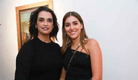 Mariel Gutiérrez y Car del Valle.