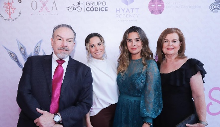  Horacio Castello, Lizet Sáenz, Martha Sáenz y Martha Dávila.