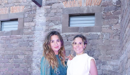  Martha y Lizet Sáenz.