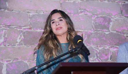  Martha Sáenz.