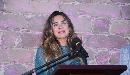  Martha Sáenz.