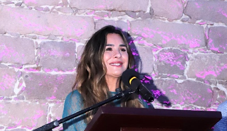  Martha Sáenz.