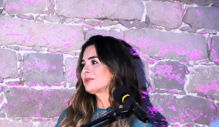  Martha Sáenz.