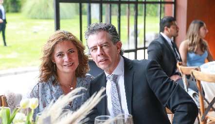  Cecilia Romero y Carlos Barajas.