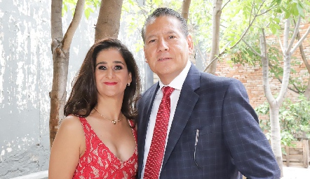  Beatriz Escobedo y José Luis Hernández.