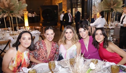  Mariana Acebo, Cayetana Gómez, Mari Jo Bocard, Cristi Pizzuto y Alejandra Ortiz.