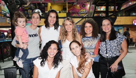  Judith, Maribel, Priscila, Geraldine, Lety, Marifer, Fer y Liz