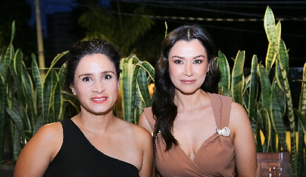  Sofía Hernández y Paulina Macías.