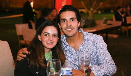   Adriana Olmos y Mauricio Tobías.
