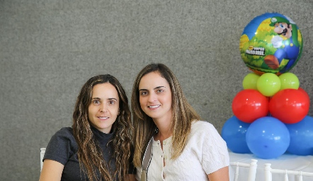  Bibi Perea y Ana Isa Navarro.
