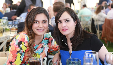  Daniela Huerta y Nayelli Díaz de León.