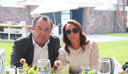  Humberto Abaroa y Sandra Salgado.