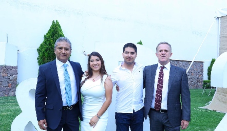  Edgardo Torres Carrera, Paulina Torres, Edgardo Torres Carrera y César Flores Blásquez.