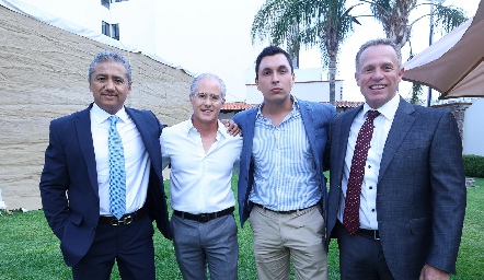  Edgardo Torres Carrera, Jorge Aldrett, Rubén Rodríguez y César Flores Blásquez.