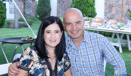  Marta Aldrett y Héctor Navarro.