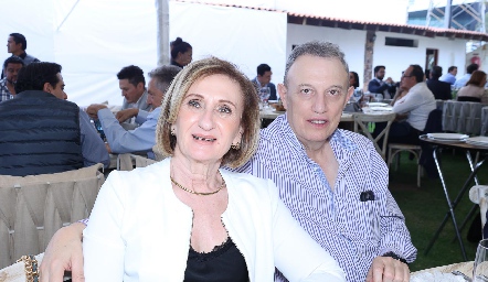  Ana Abando y Félix Córdova.