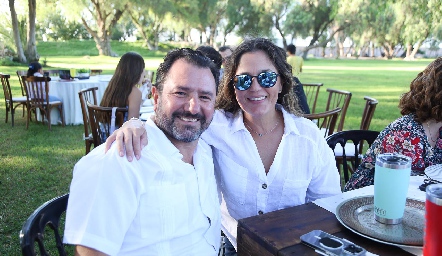 Jorge Tapia y Paty Lozano.
