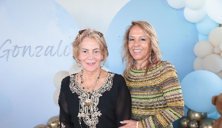  Graciela Berrones y Alma Durón.